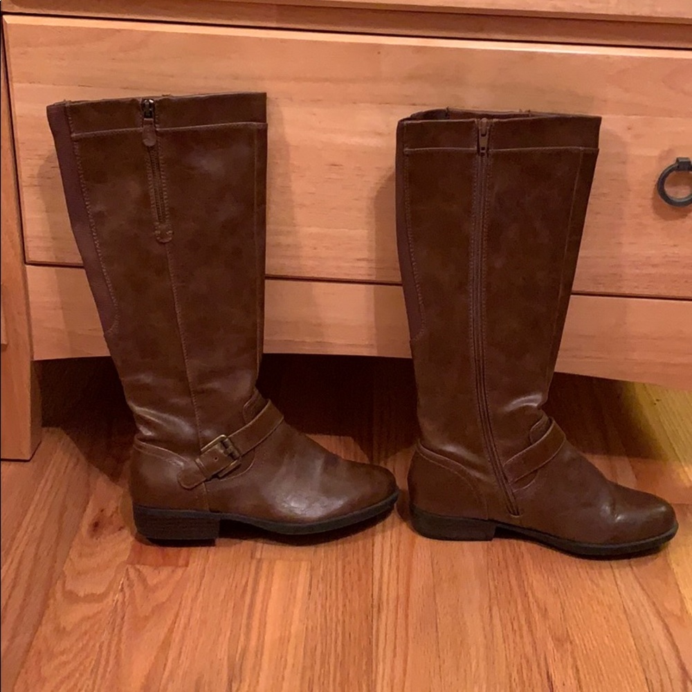 High brown boots